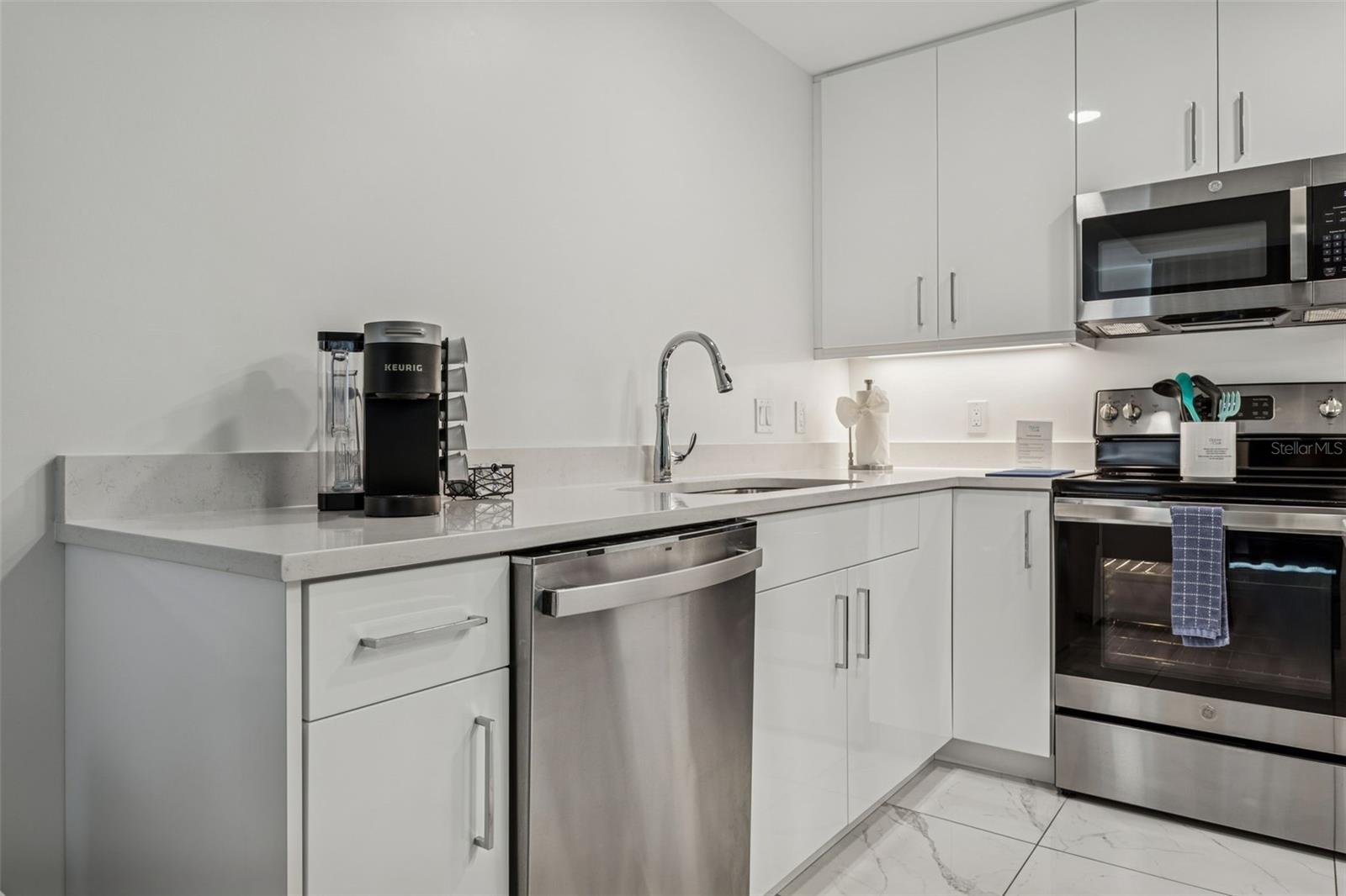 11500 GULF BLVD #504 — photo 17