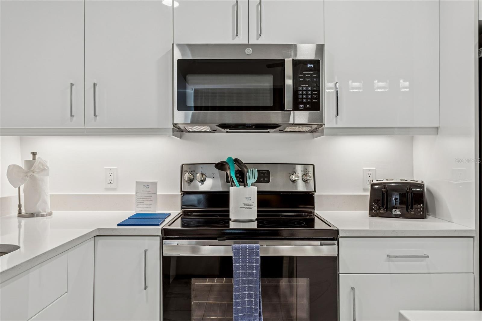 11500 GULF BLVD #504 — photo 16