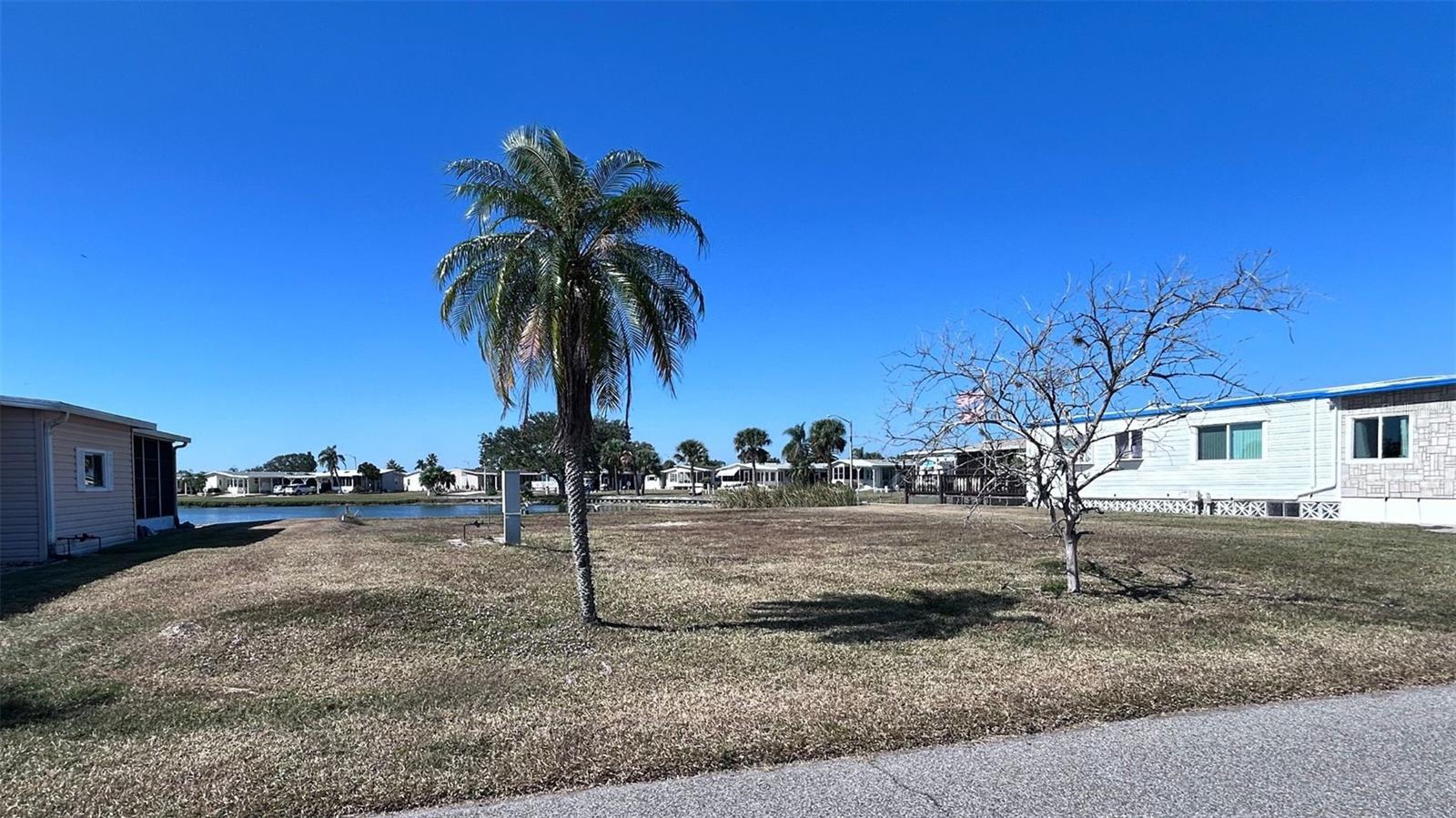 518 IMPERIAL DR — photo 4