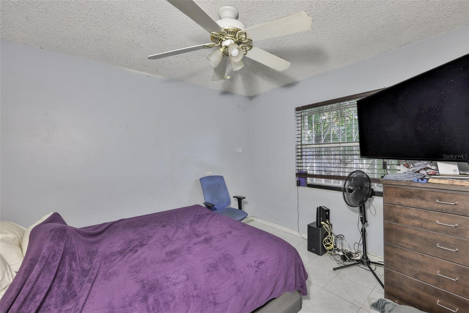 3901 N CLEARFIELD AVE — photo 12