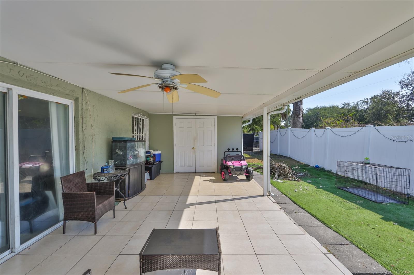 3901 N CLEARFIELD AVE — photo 27