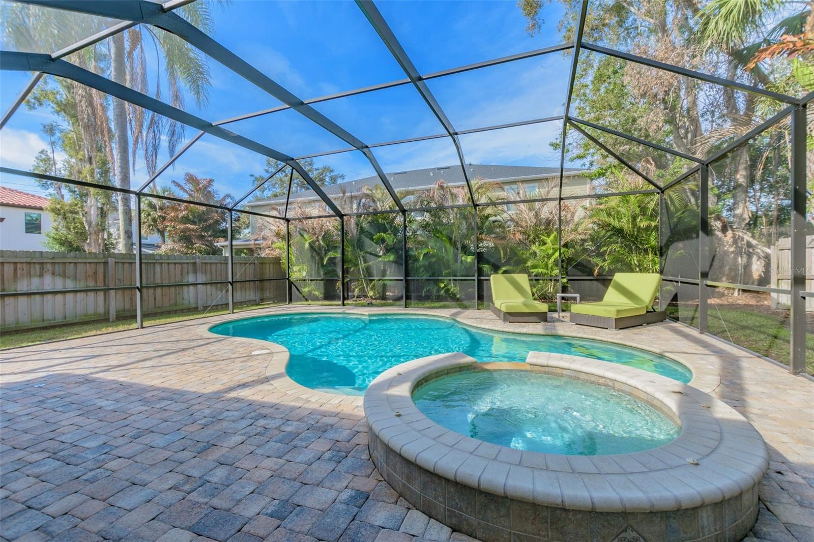 407 S TAMPANIA AVE — photo 24