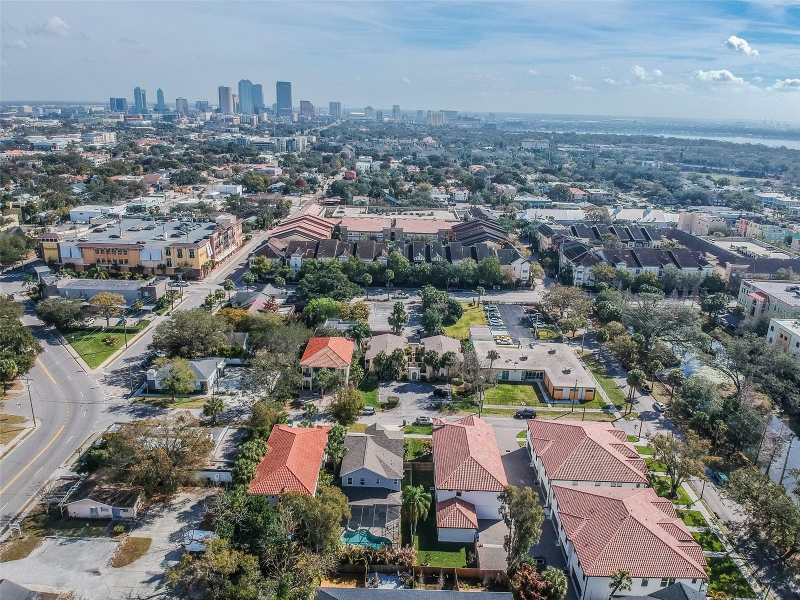 407 S TAMPANIA AVE — photo 35