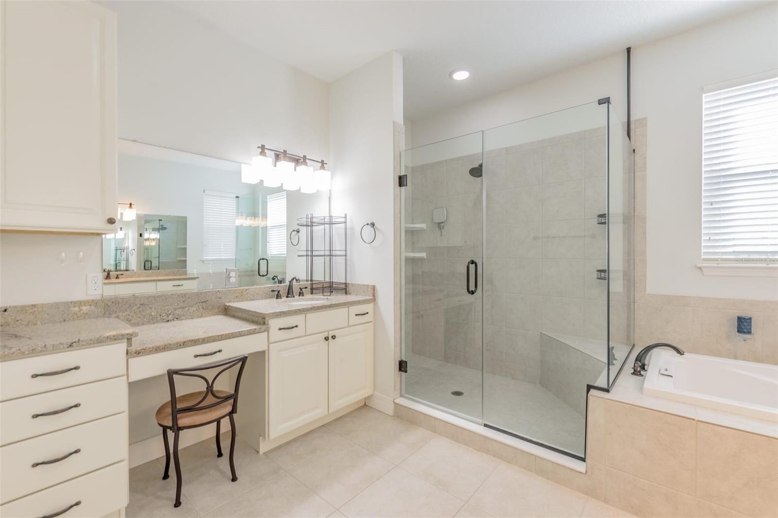 407 S TAMPANIA AVE — photo 20
