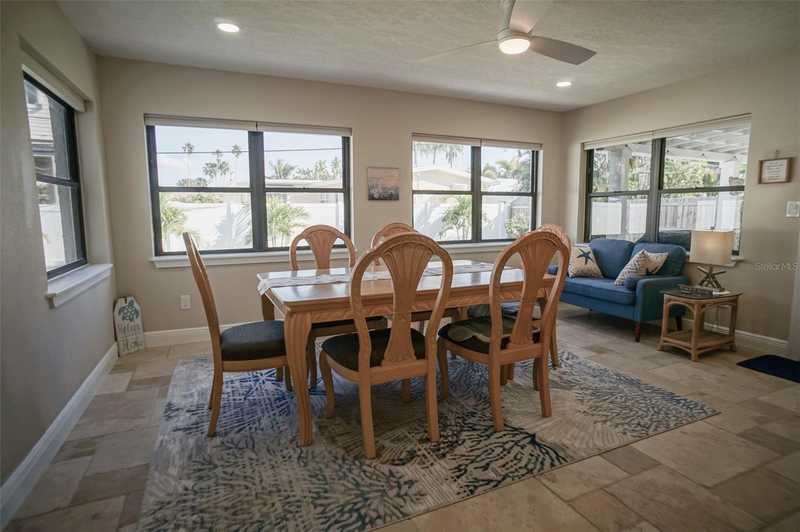 929 LANTANA AVE — photo 45