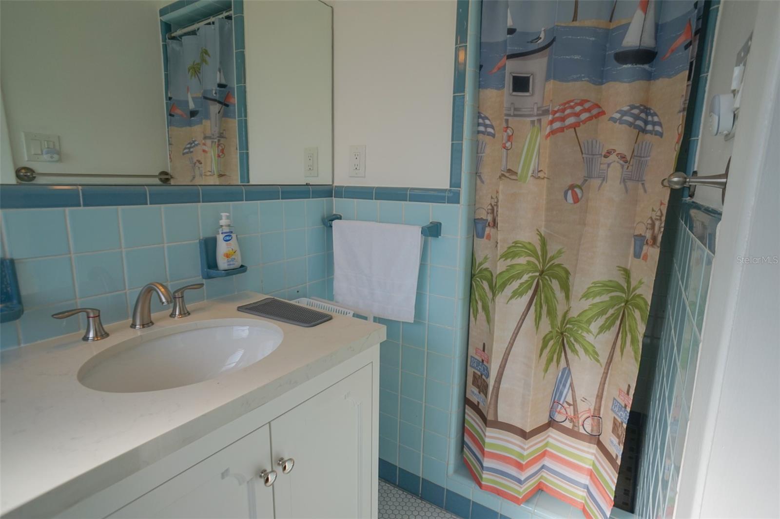 929 LANTANA AVE — photo 51