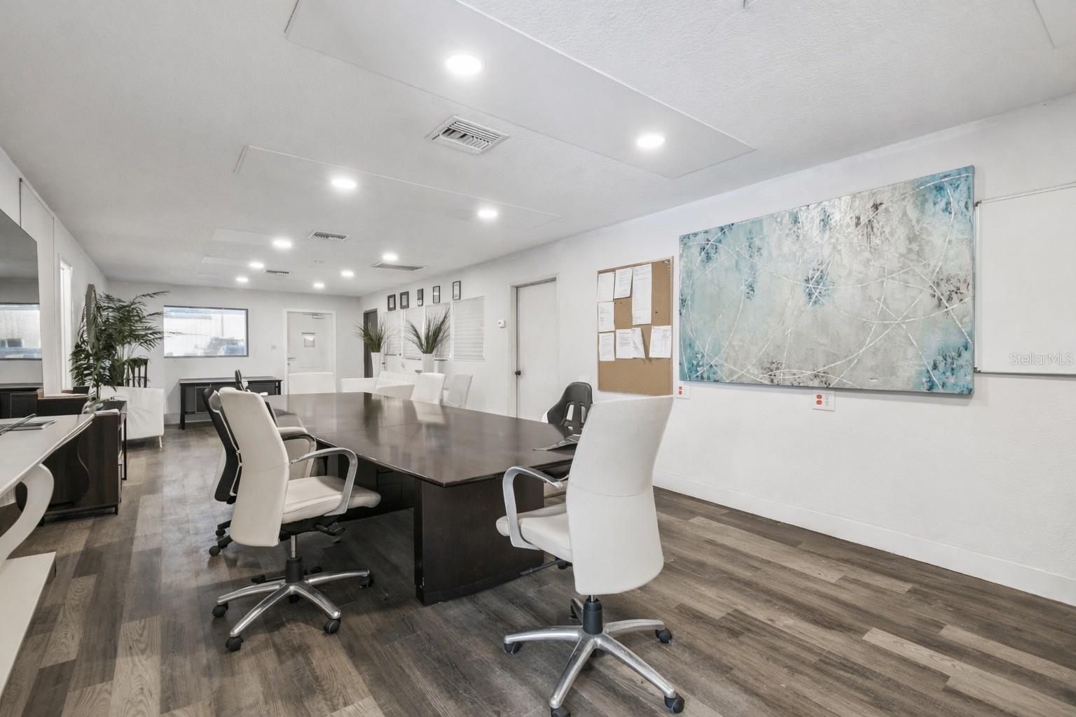 6010 WALL ST — photo 10