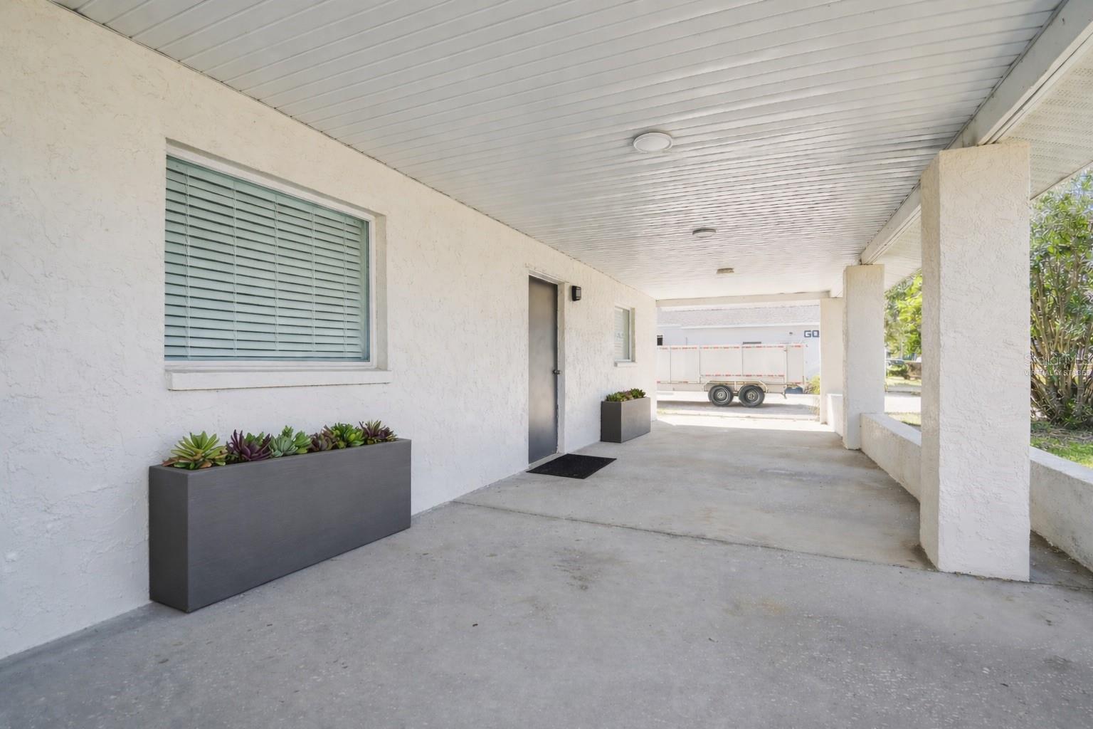6010 WALL ST — photo 2