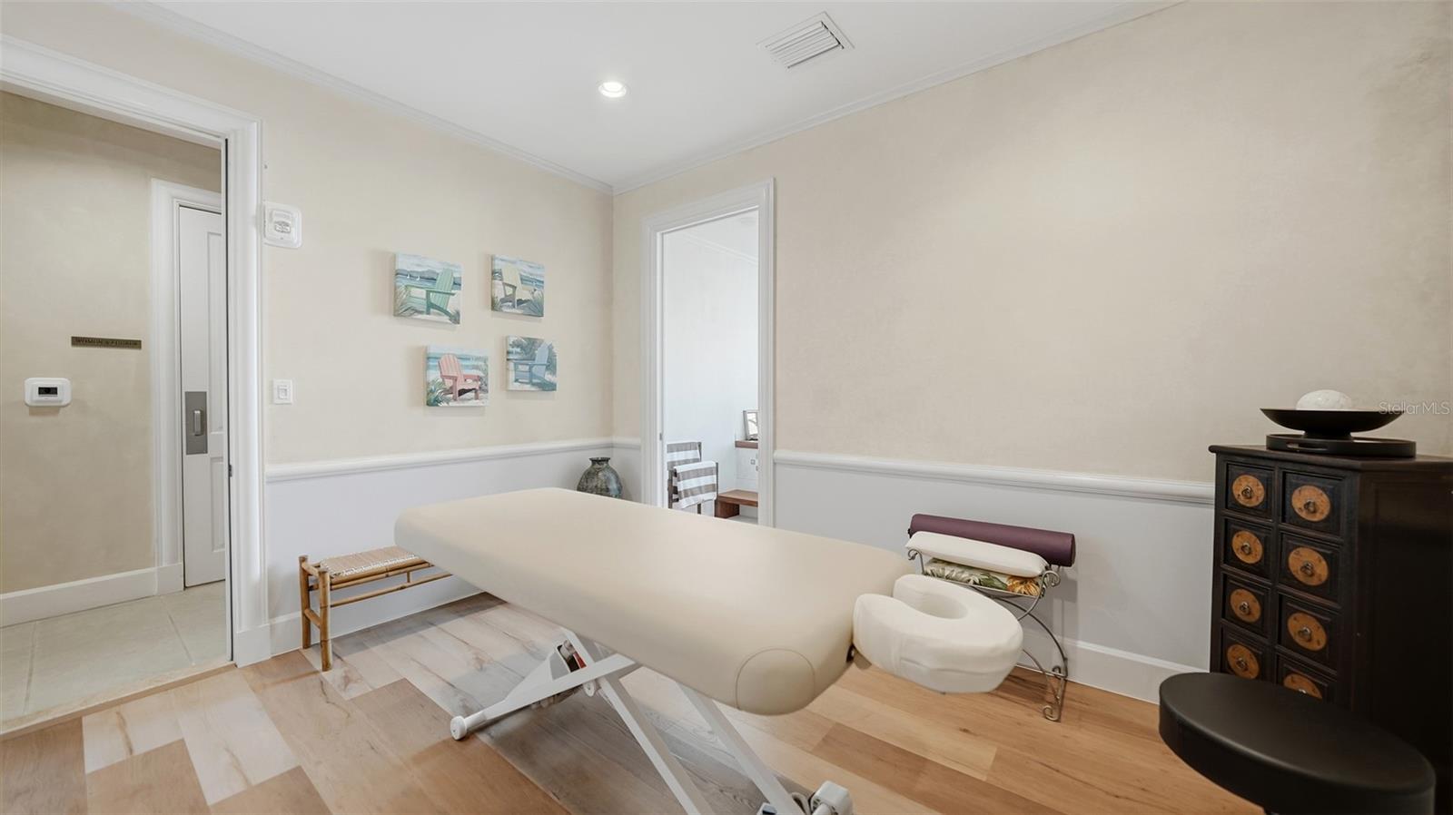 2052 BENJAMIN FRANKLIN DR #D702 — photo 44