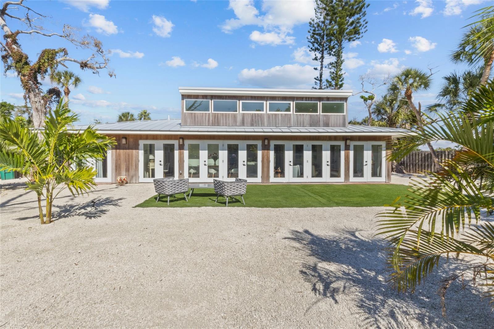 624 SAINT JUDES DR — photo 33