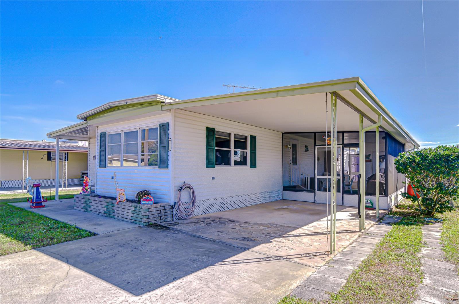 35132 ZEPHYR SHORES DR — photo 3