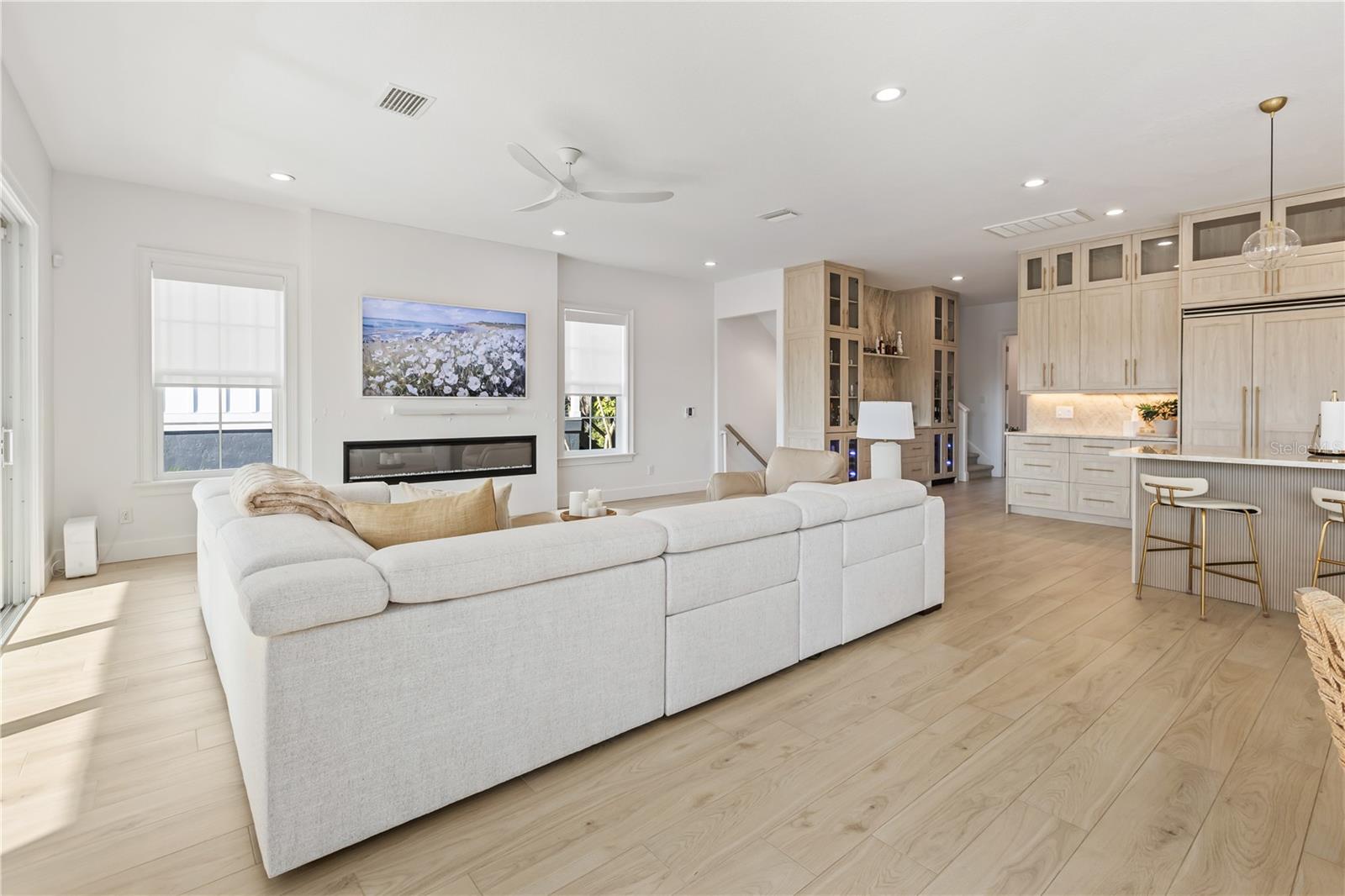 8008 MIDNIGHT PASS RD — photo 18