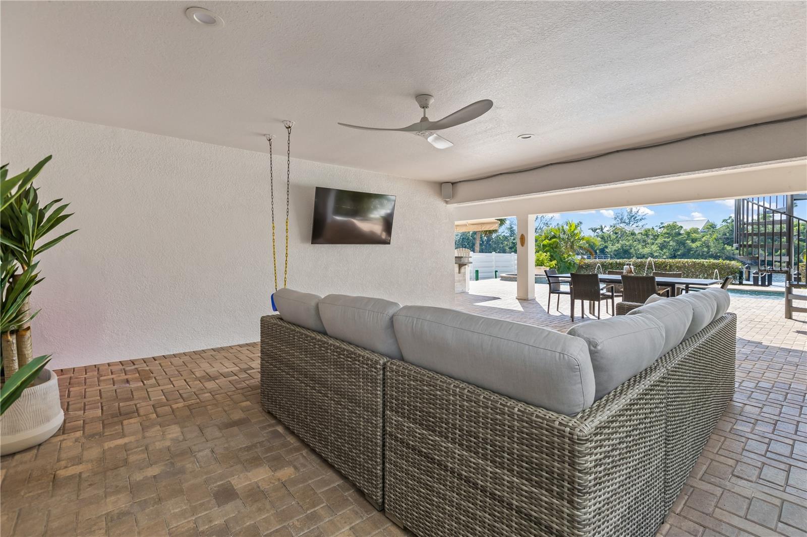 8008 MIDNIGHT PASS RD — photo 42
