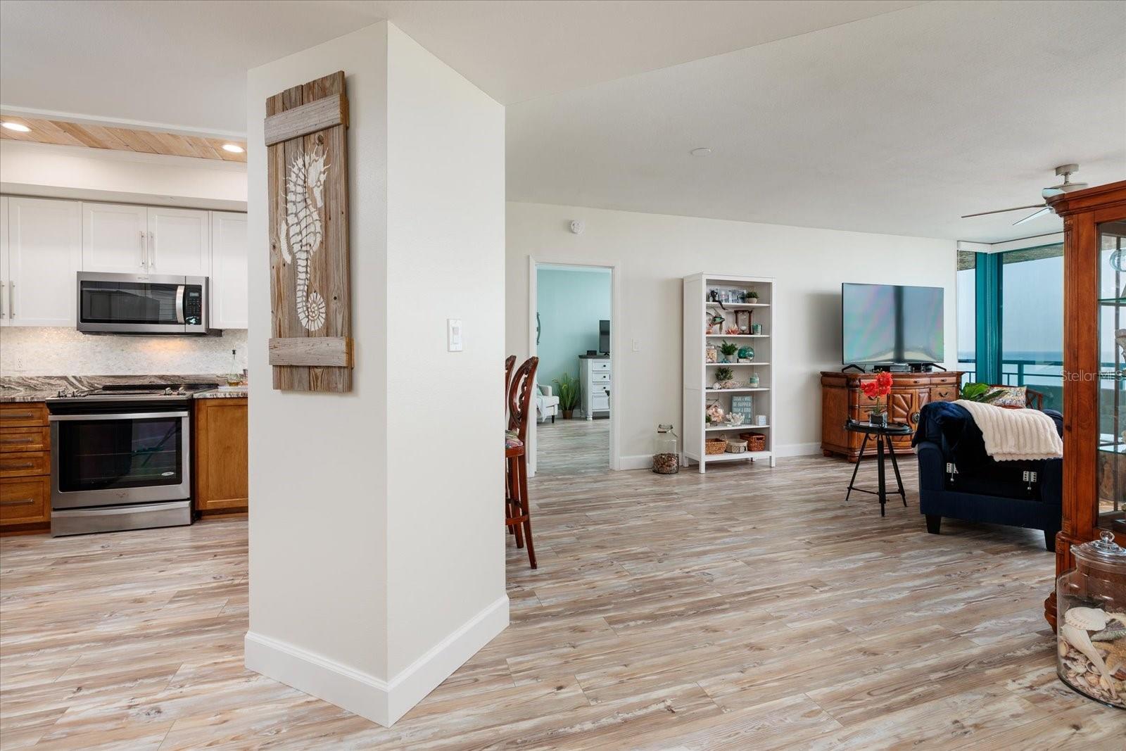 1520 GULF BLVD #1404 — photo 8