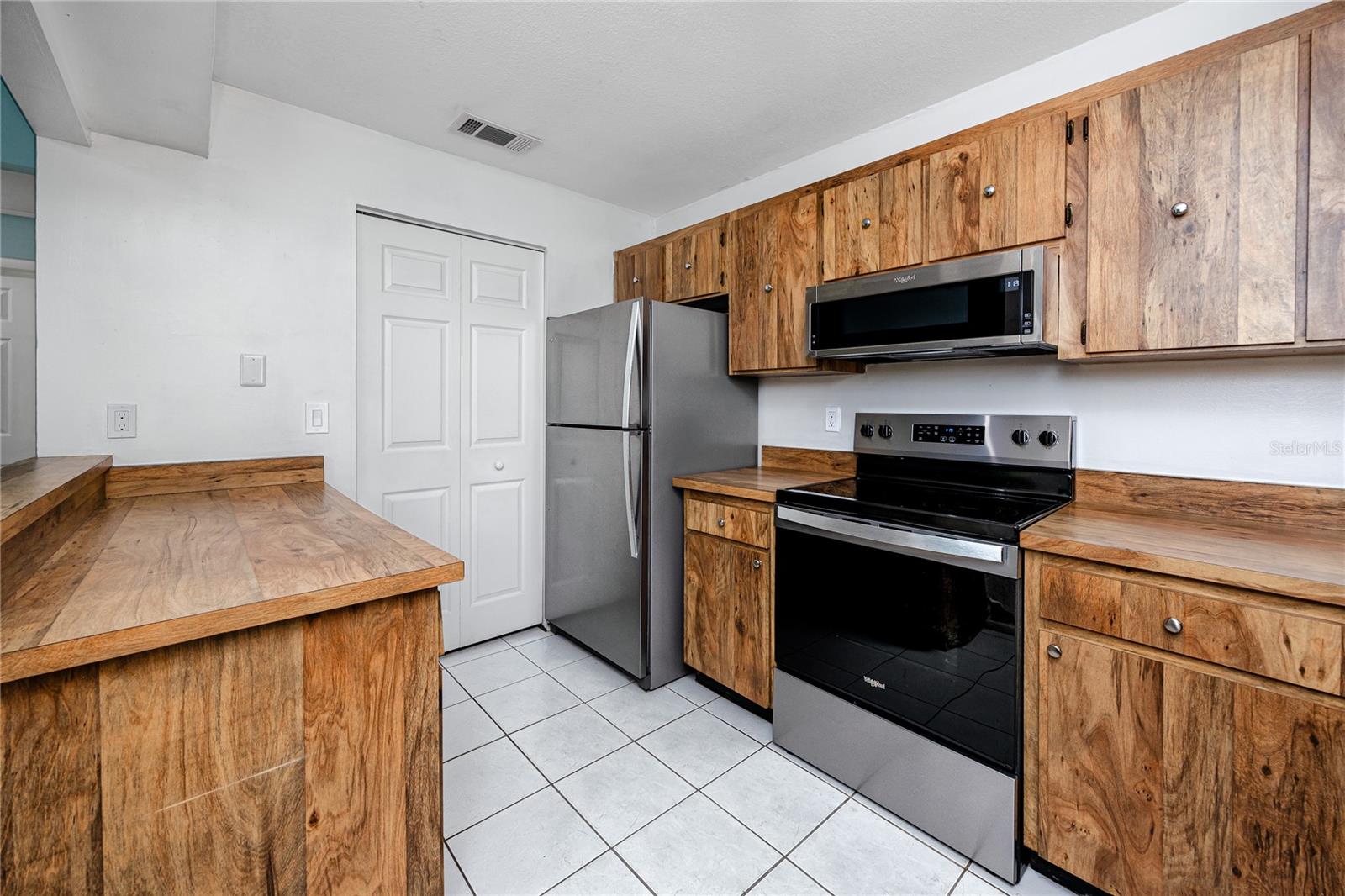 2909 LICHEN LN #A — photo 14