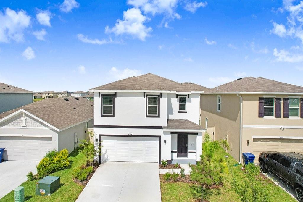 9319 FORGE BREEZE LOOP — photo 2