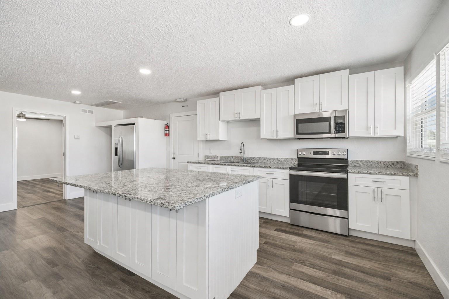 6010 WALL ST — photo 20