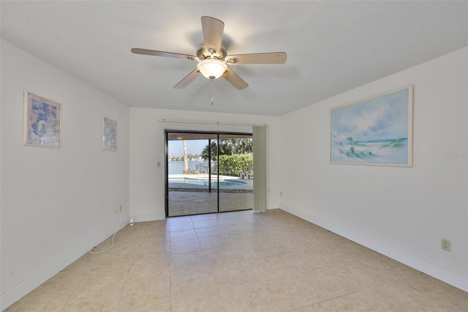 410 HARBOR DR N — photo 21