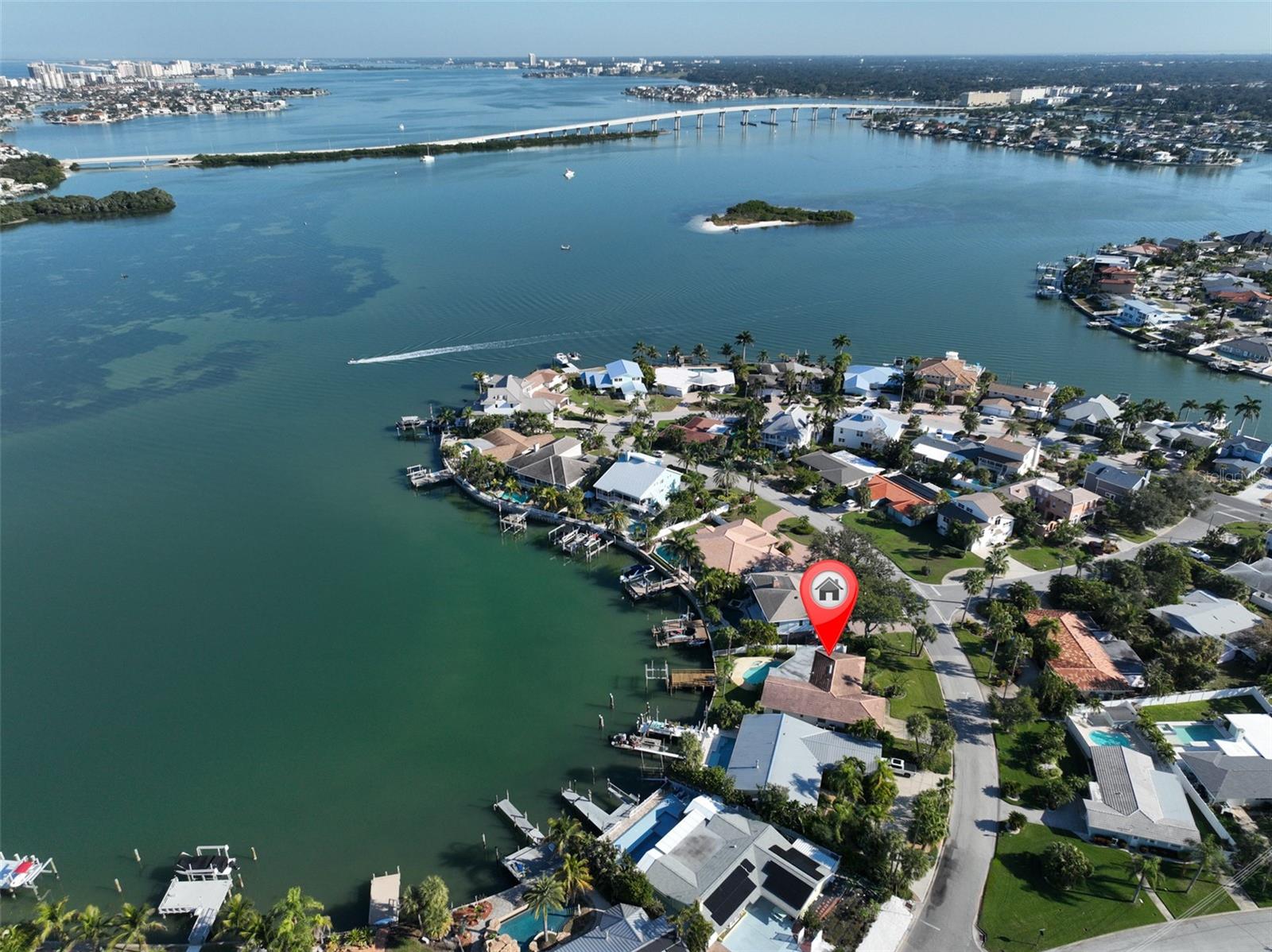 410 HARBOR DR N — photo 4