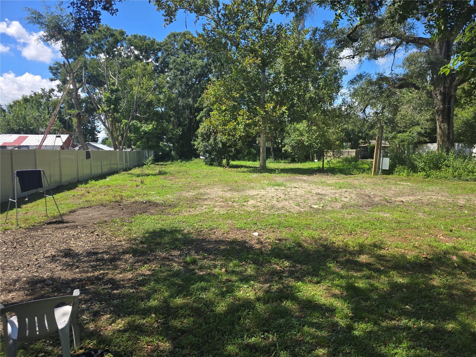 1403 GORDON RD — photo 2