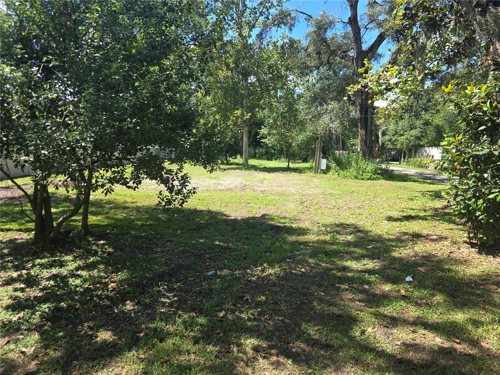 1403 GORDON RD — photo 3