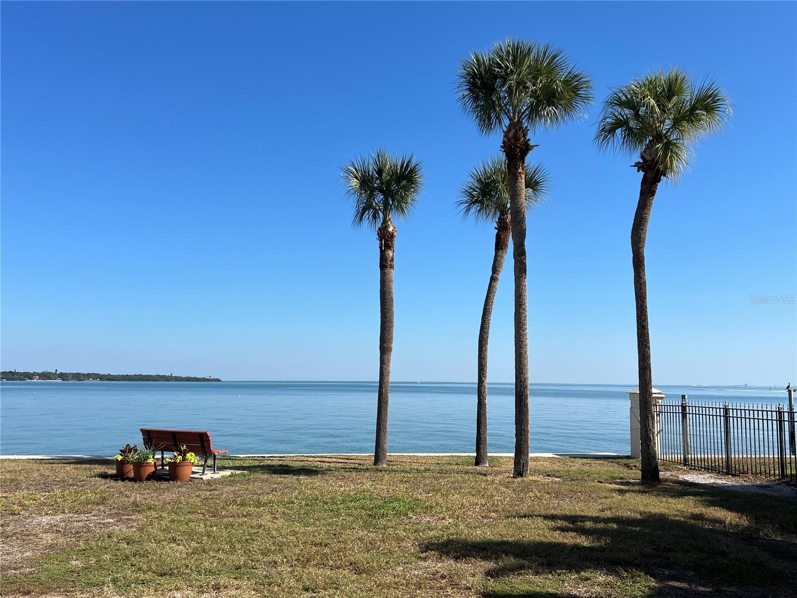 7550 SUNSHINE SKYWAY LN S #P11 — photo 5