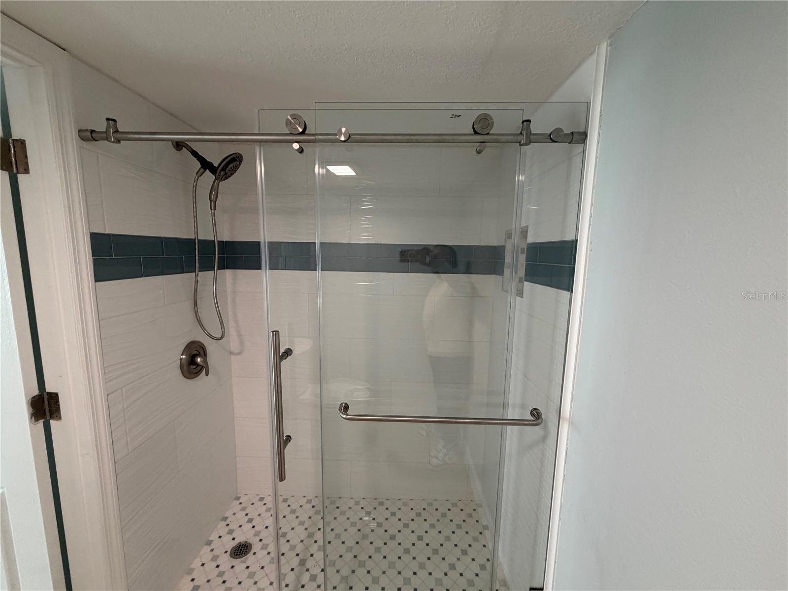7550 SUNSHINE SKYWAY LN S #P11 — photo 33