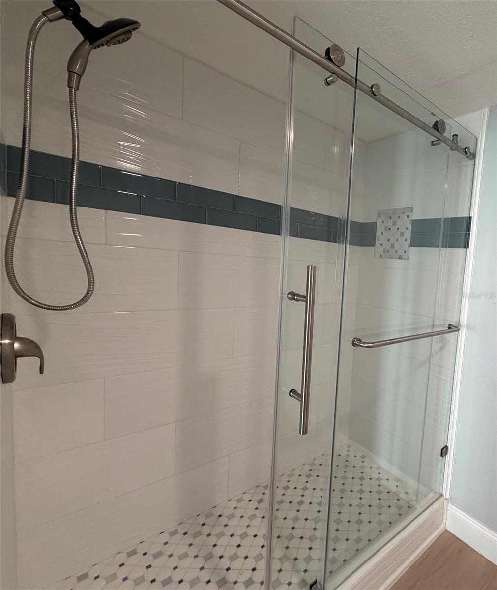 7550 SUNSHINE SKYWAY LN S #P11 — photo 34