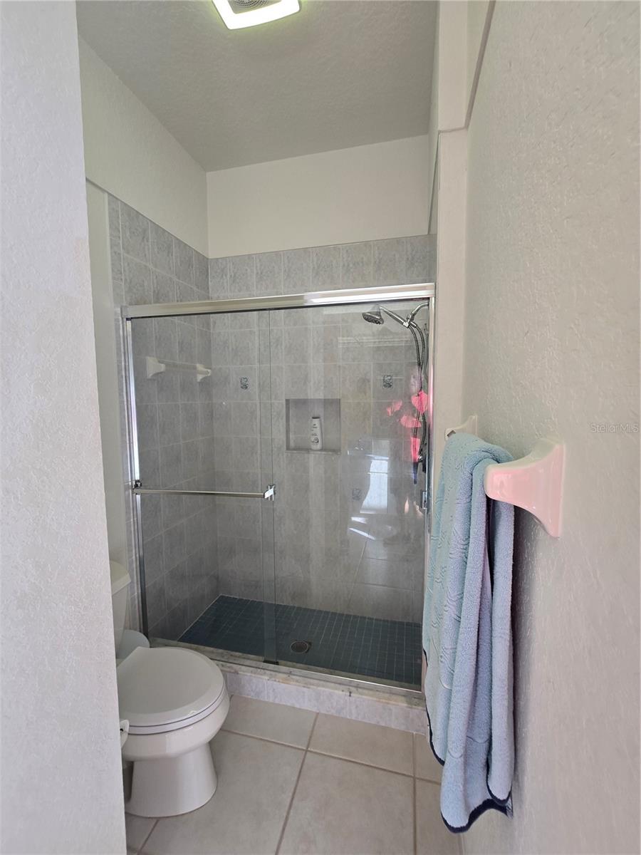 1030 ROWLAND PICKERT LN — photo 31