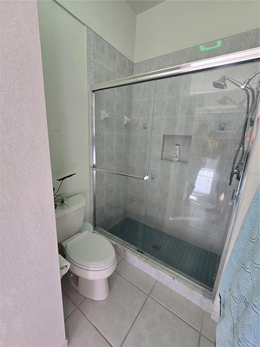 1030 ROWLAND PICKERT LN — photo 32