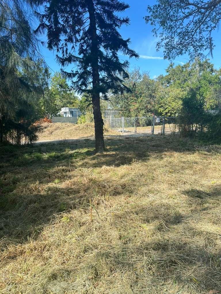 4637 COTTONWOOD DR — photo 3