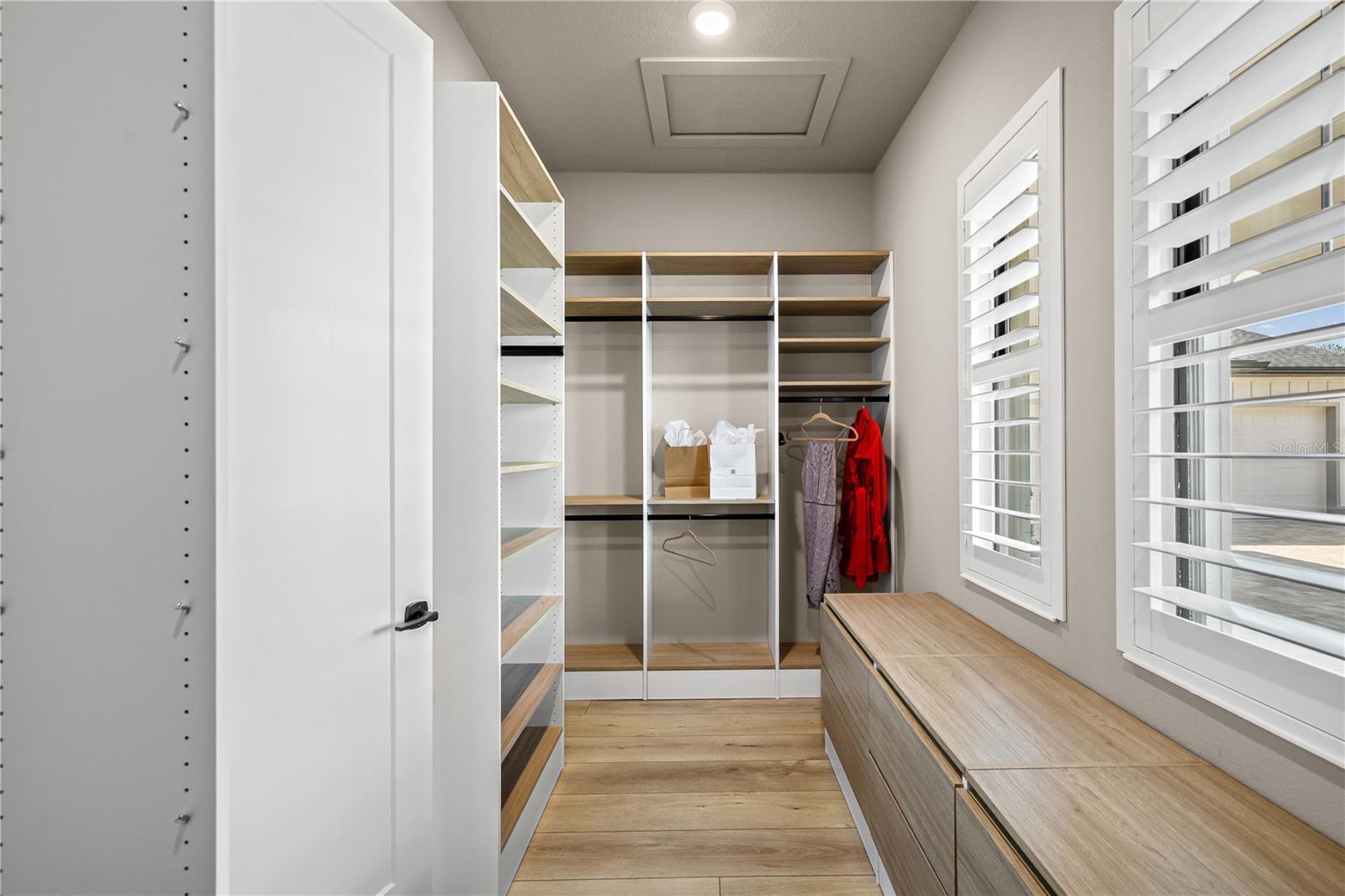 728 ESTATES BLVD — photo 35