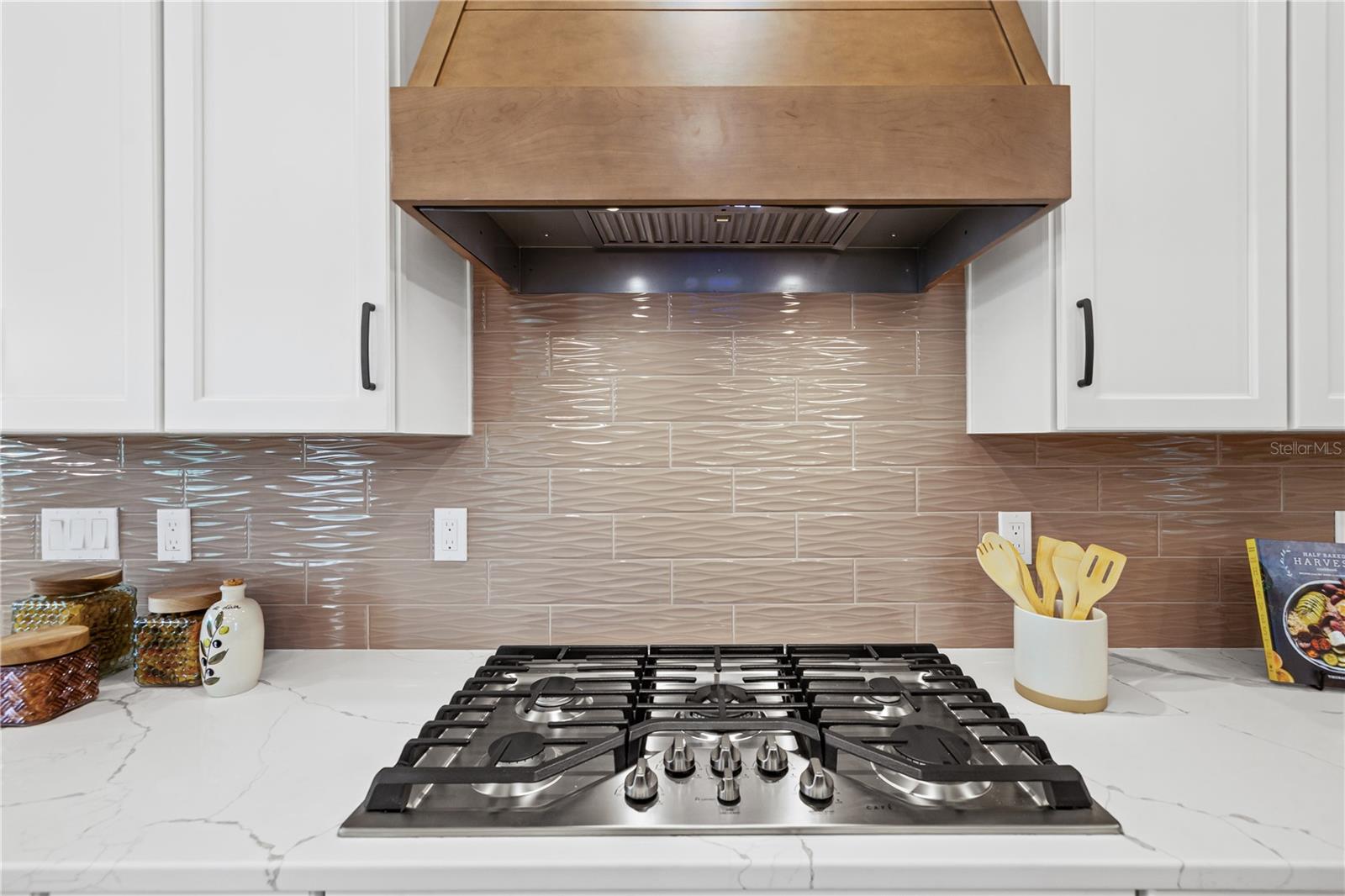 728 ESTATES BLVD — photo 18