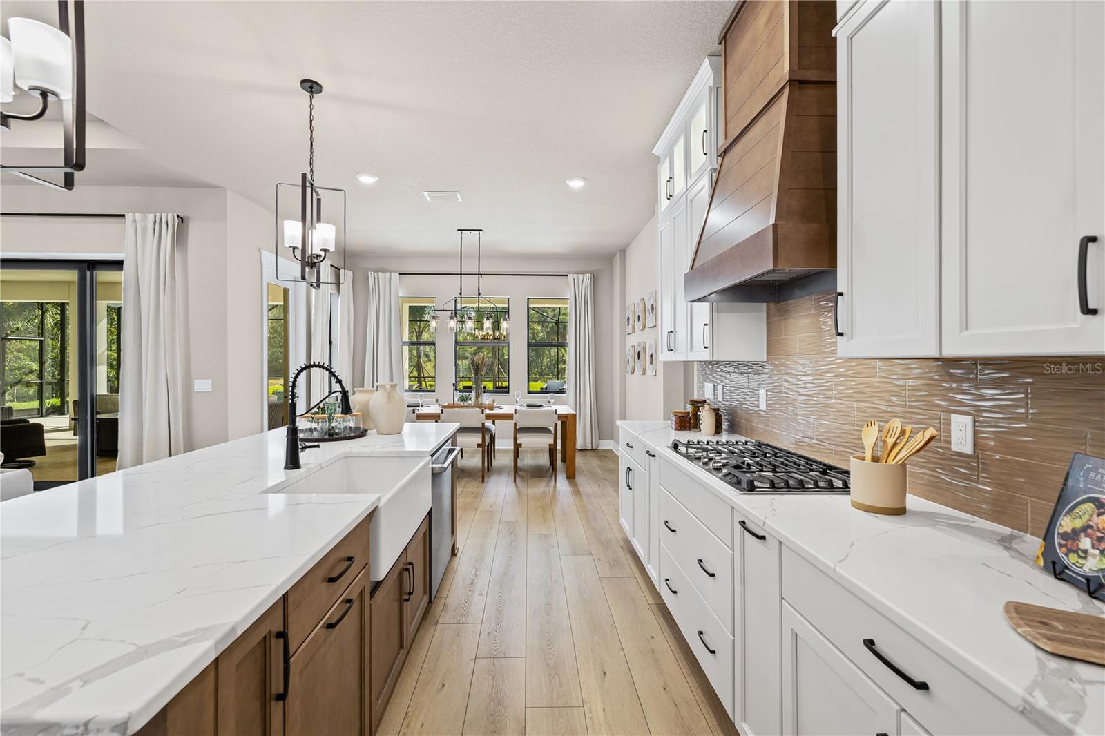 728 ESTATES BLVD — photo 12