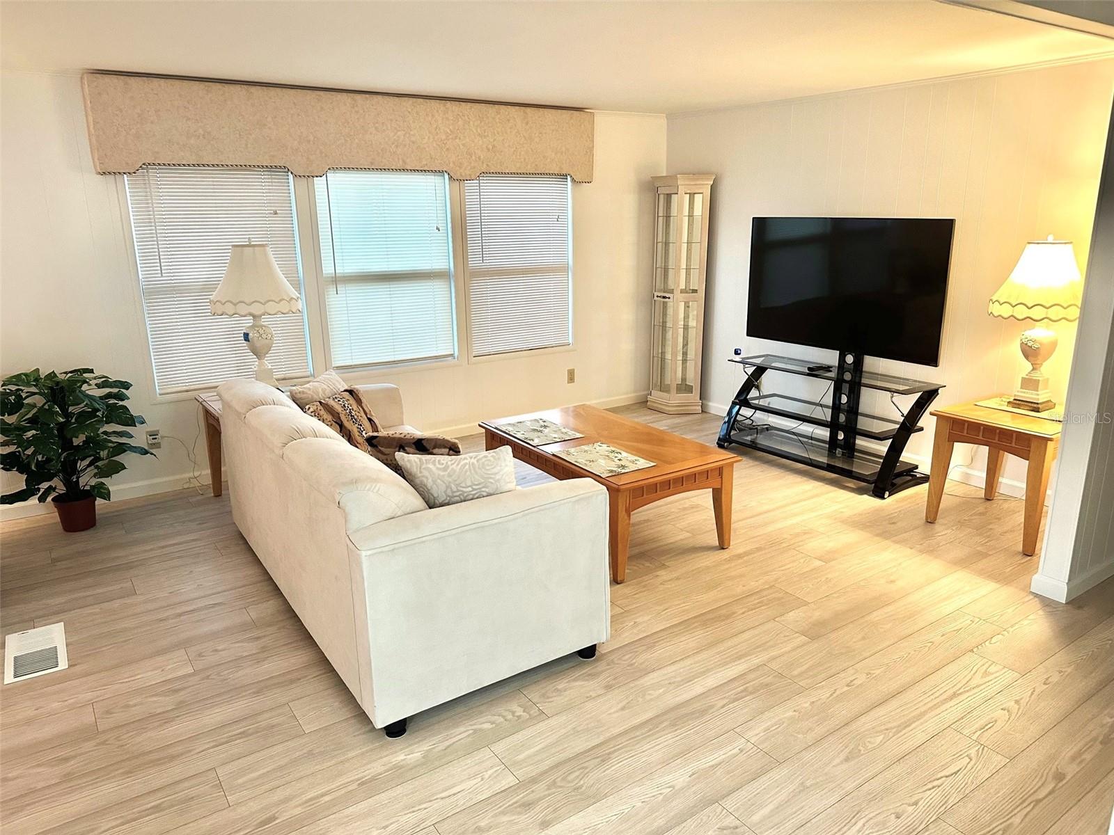 2000 E BAY DR #83 — photo 4