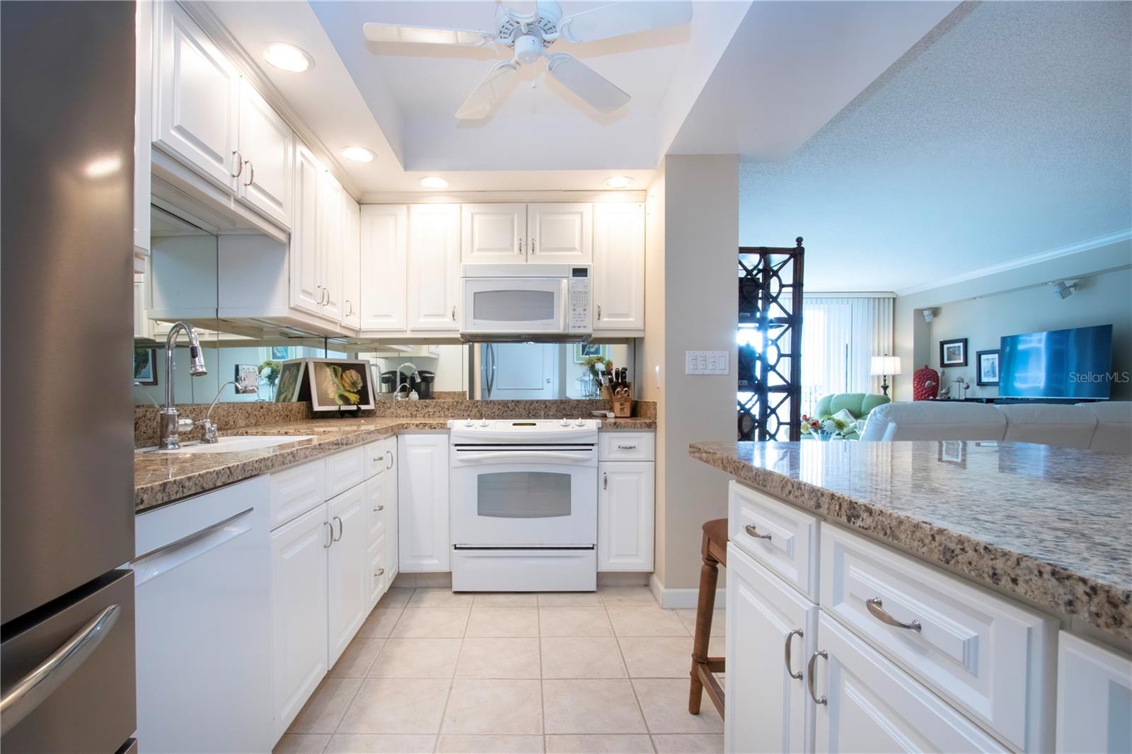 1212 BENJAMIN FRANKLIN DR #607 — photo 17