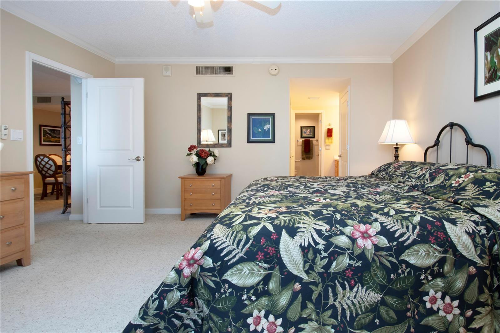 1212 BENJAMIN FRANKLIN DR #607 — photo 29