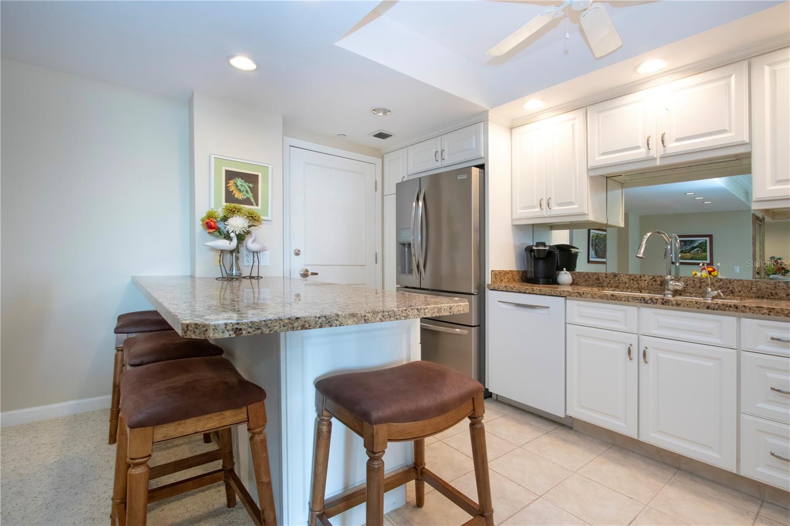 1212 BENJAMIN FRANKLIN DR #607 — photo 12
