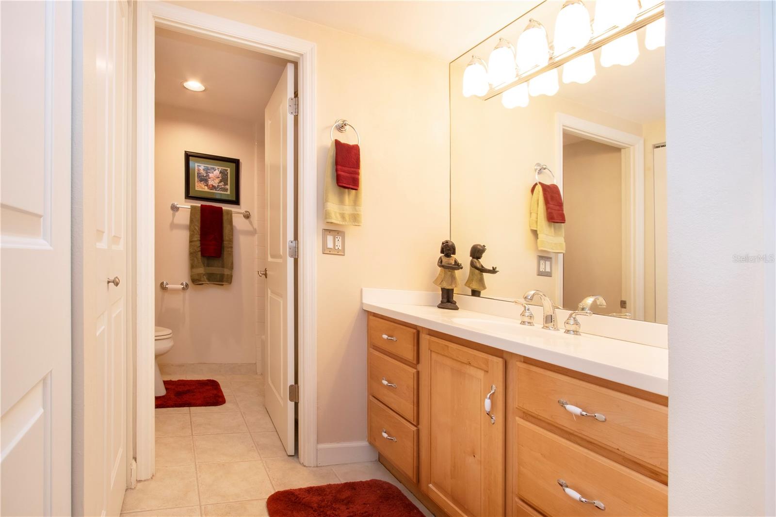1212 BENJAMIN FRANKLIN DR #607 — photo 31