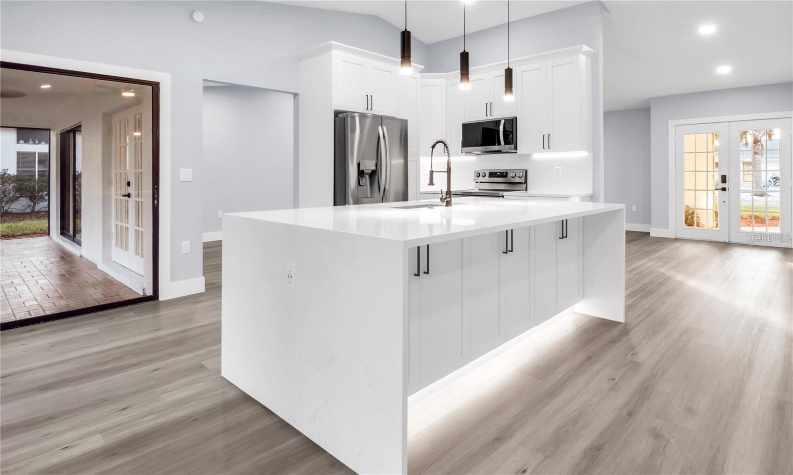 1007 NW 82ND ST — photo 5