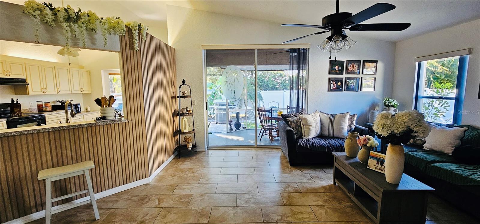 2068 PREYMORE ST — photo 4