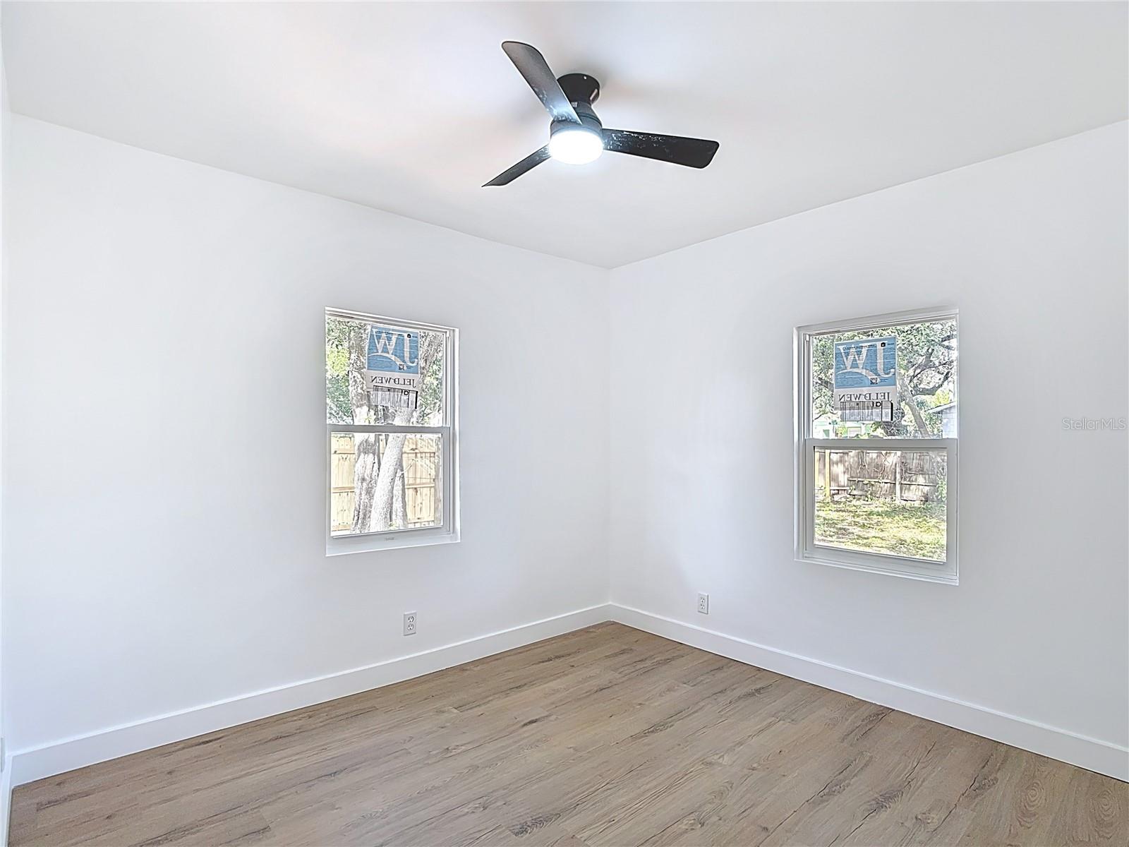 402 E VIRGINIA AVE — photo 13