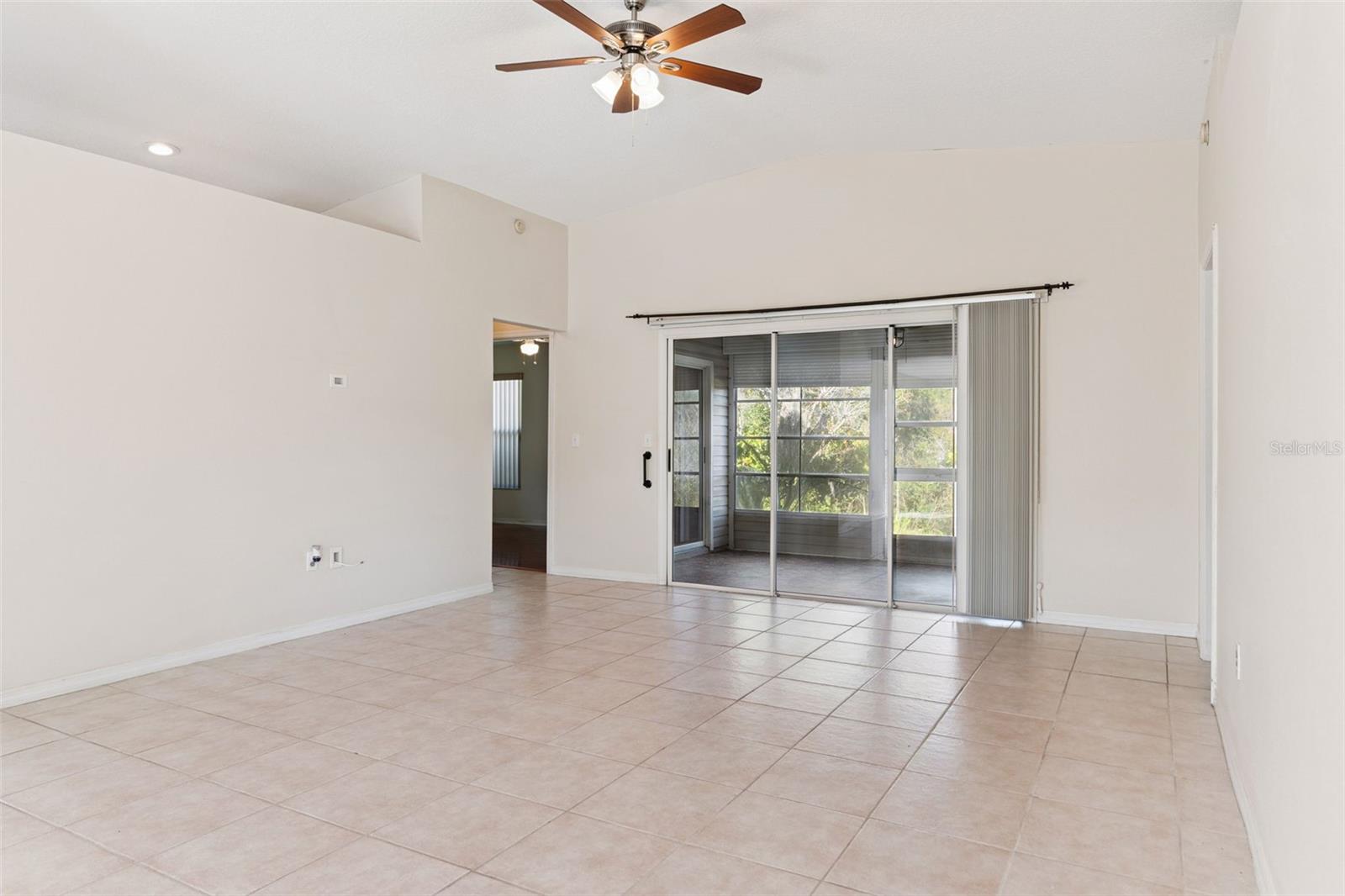 29327 ZELLER AVE — photo 4