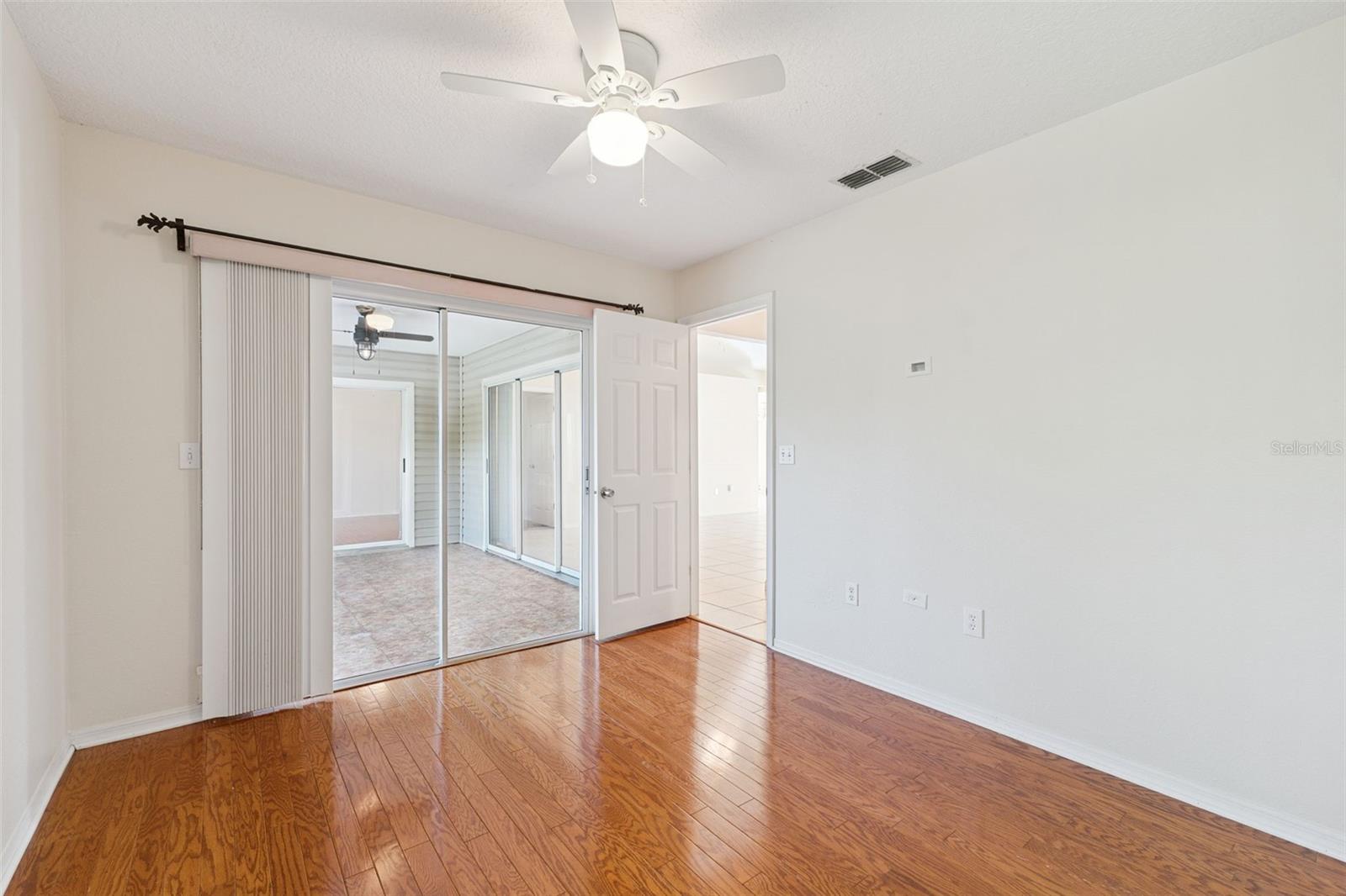 29327 ZELLER AVE — photo 16