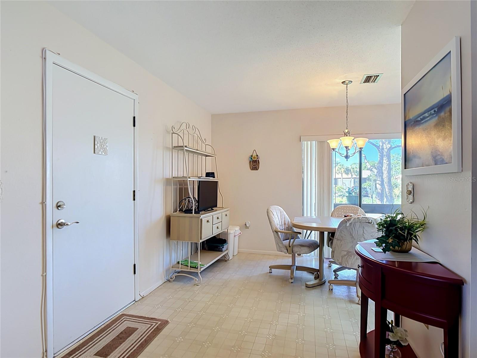 12 QUAILS RUN BLVD #7 — photo 5