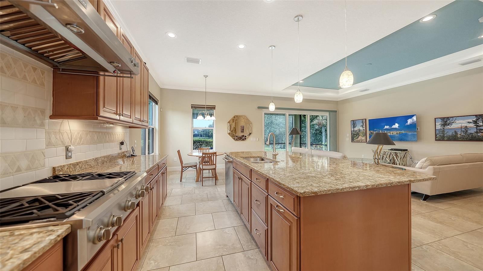 8101 GABANNA DR — photo 16