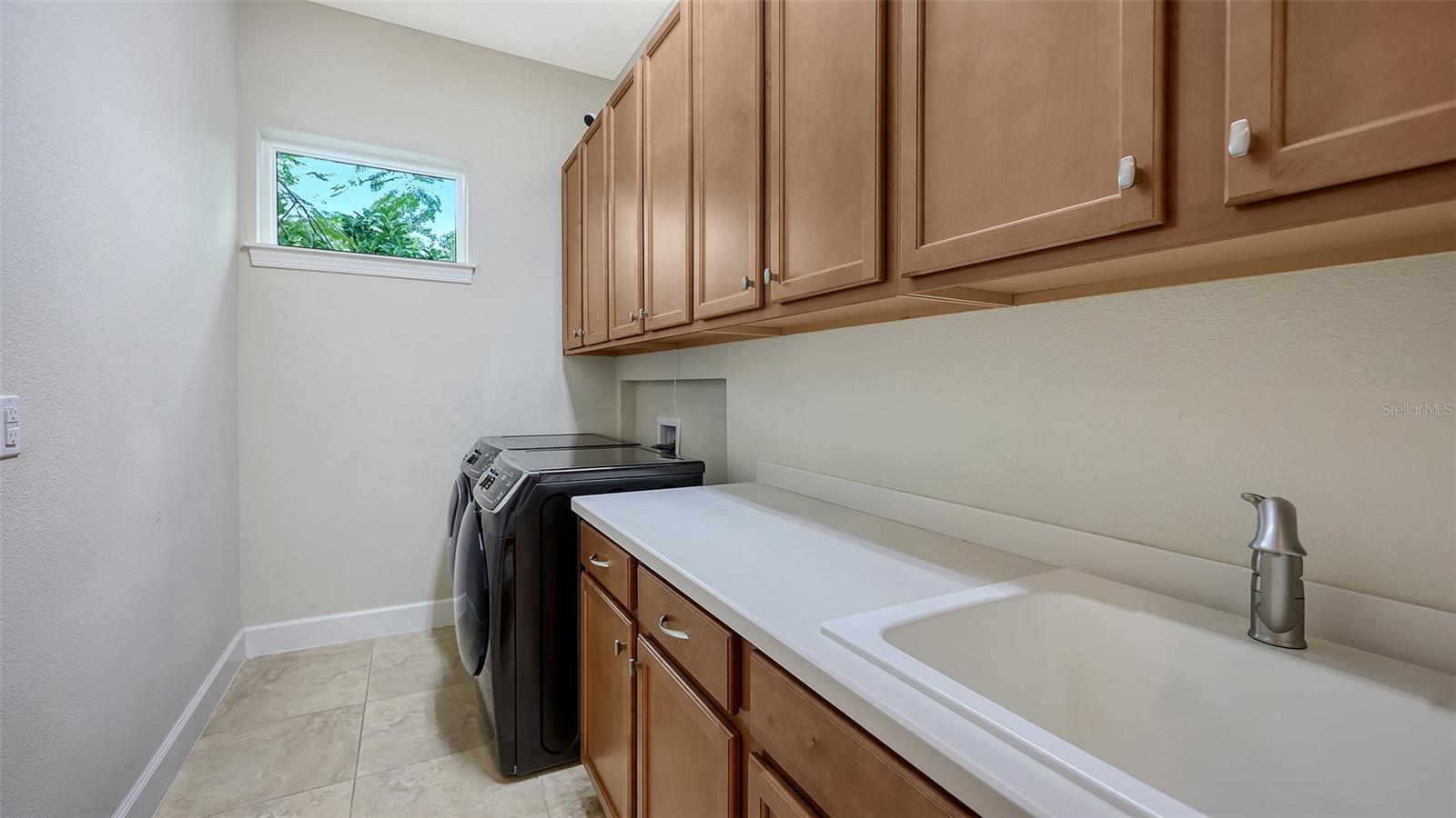 8101 GABANNA DR — photo 33
