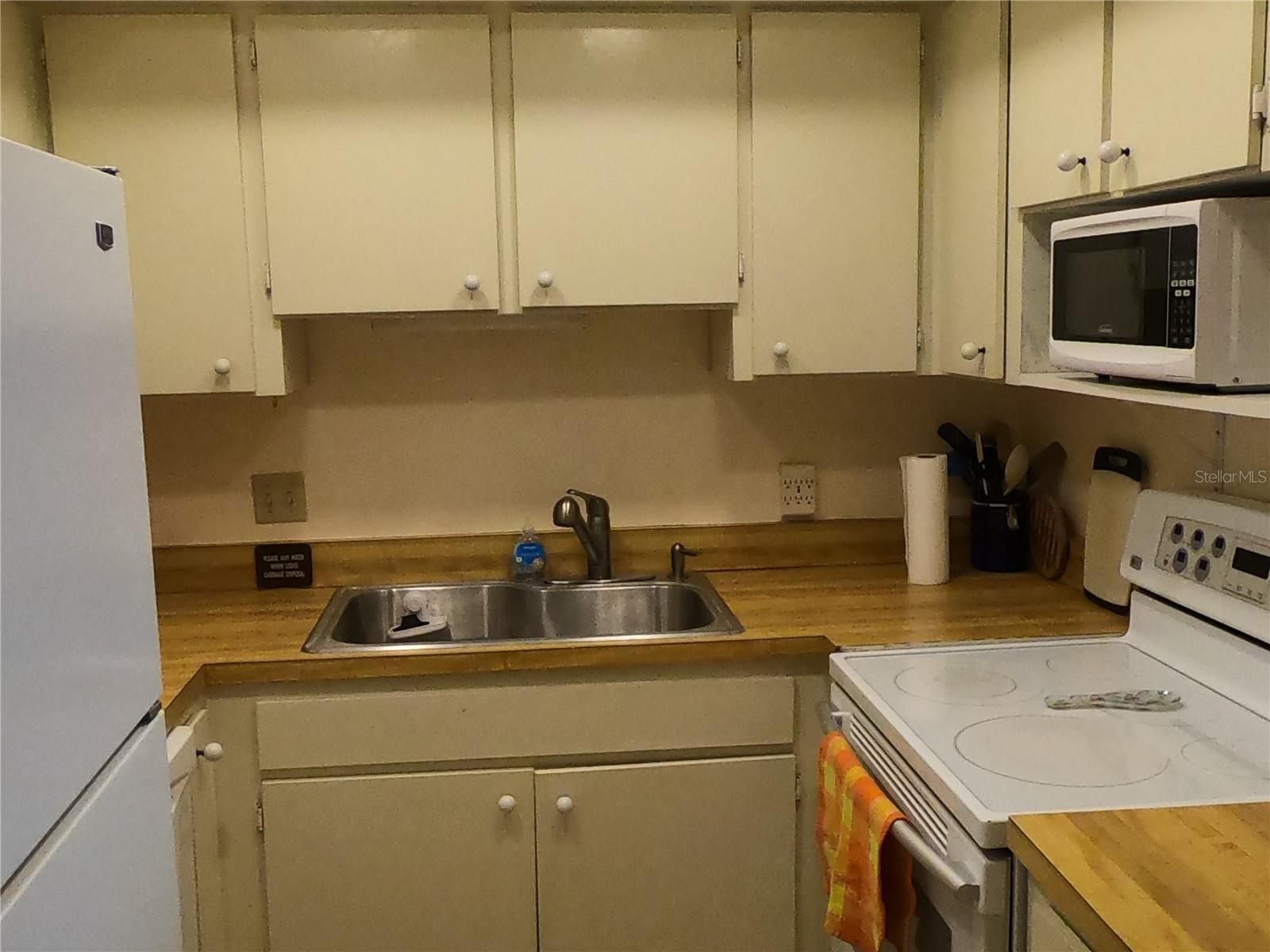 19451 GULF BLVD #604 — photo 3