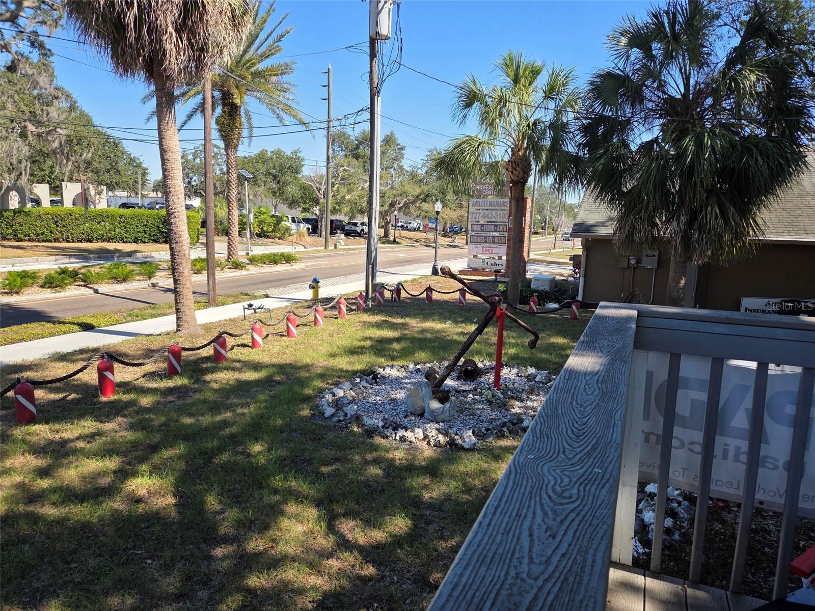 528 E TARPON AVE — photo 6