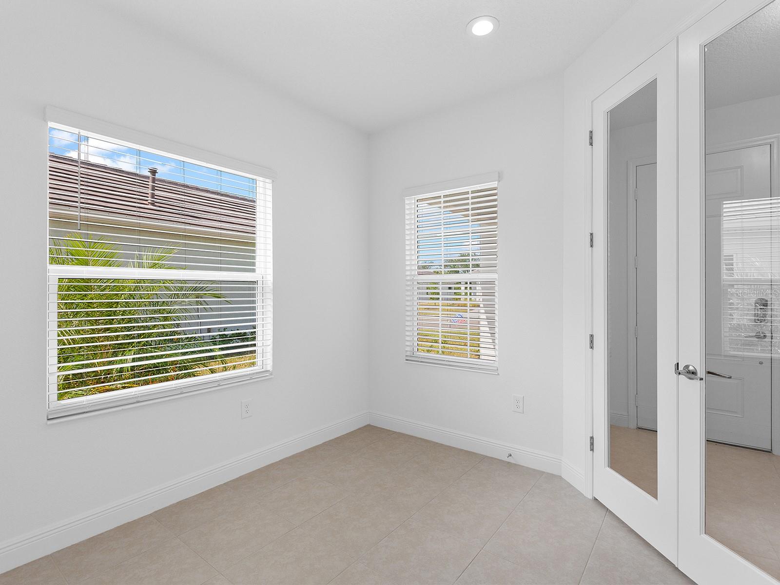 18260 VIZCAYA CT — photo 35